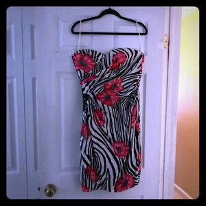 No tag just a beautiful strapless dress medium